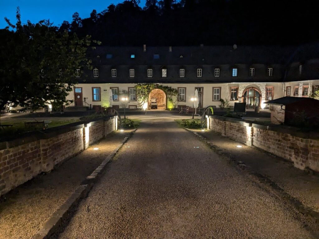 Schloss Ahrenthal