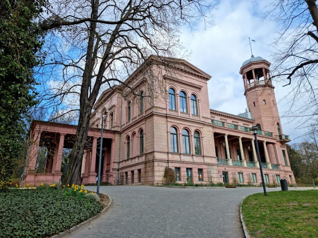 Biesdorf Palace: A Late-Neoclassical Estate and Cultural Center in Berlin 1 Biesdorf Palace