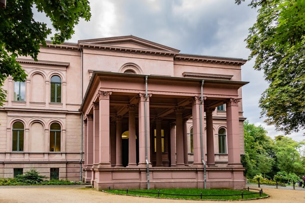 Biesdorf Palace: A Late-Neoclassical Estate and Cultural Center in Berlin 3 Biesdorf Palace