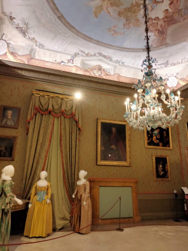 Museo di Palazzo Mocenigo: A Venetian Museum of Textiles, Costume, and Perfume 5 Museo di Palazzo Mocenigo