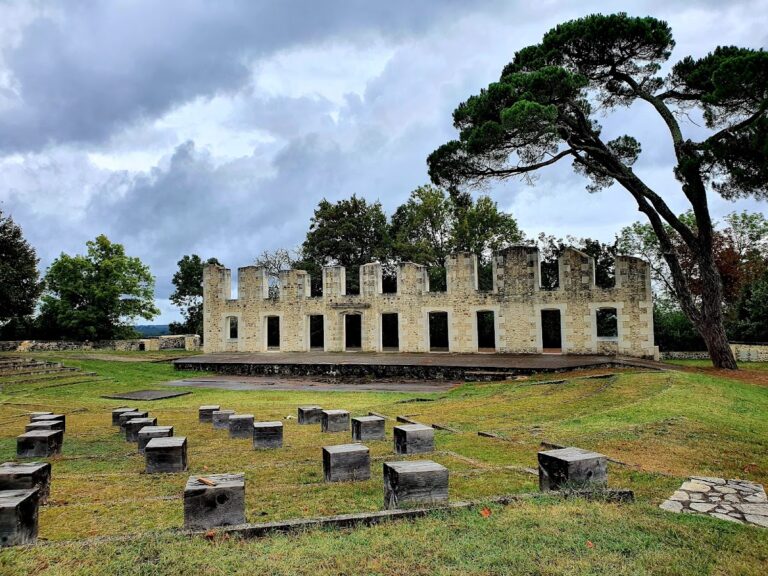 Château de Montendre: A Medieval Fortress in France