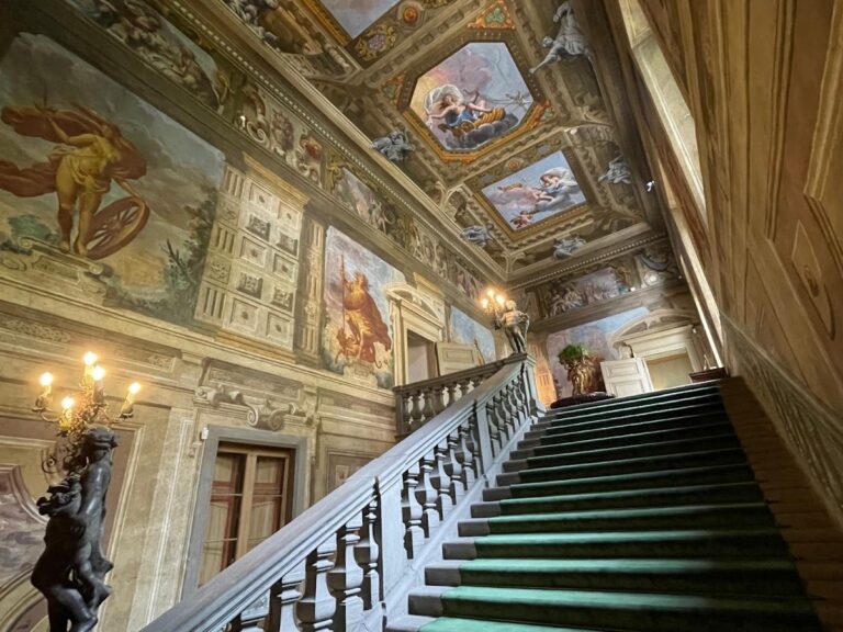 Palazzo Moroni: A Baroque Palace and Civic Art Museum in Bergamo