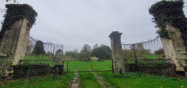 Château d’Heilly: A Partly Feudal and Classical Estate in France