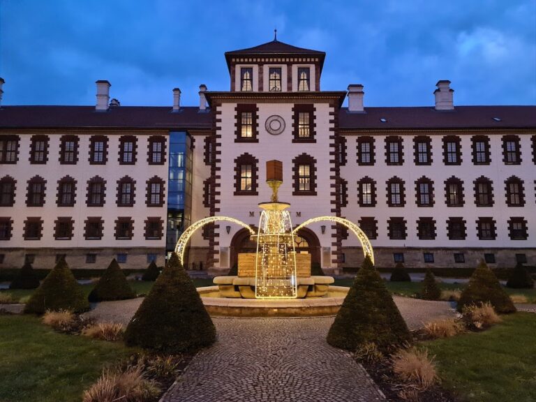 Elisabethenburg Palace: A Baroque Ducal Residence in Meiningen, Germany