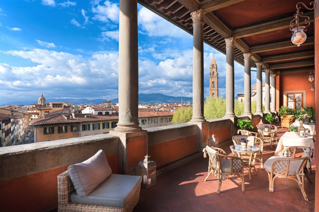 Palazzo Guadagni: A Renaissance Palace in Florence 4 Palazzo Guadagni