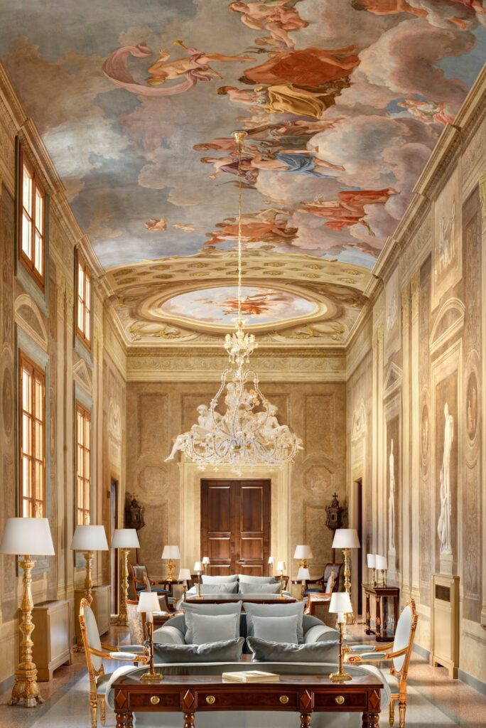 Palazzo Portinari-Salviati: A Historic Florentine Palace 5 Palazzo Portinari-Salviati