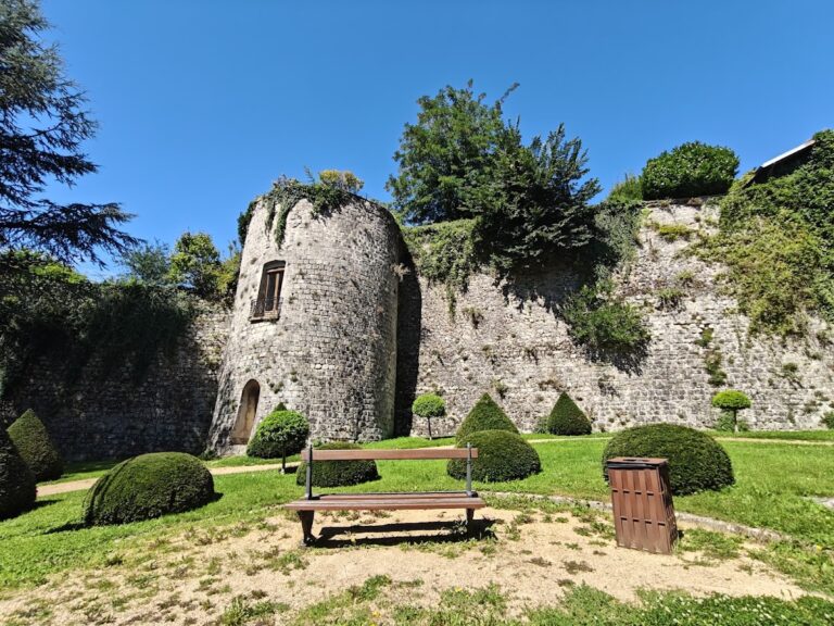 Château-Thierry Castle: A Medieval Fortress and Princely Residence in France