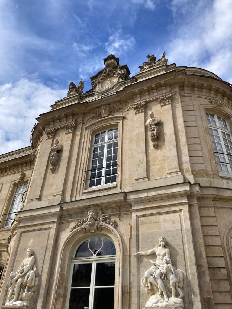 Château d’Asnières: An Eighteenth-Century Rococo Pleasure House in France 2 chateau d'Asnières