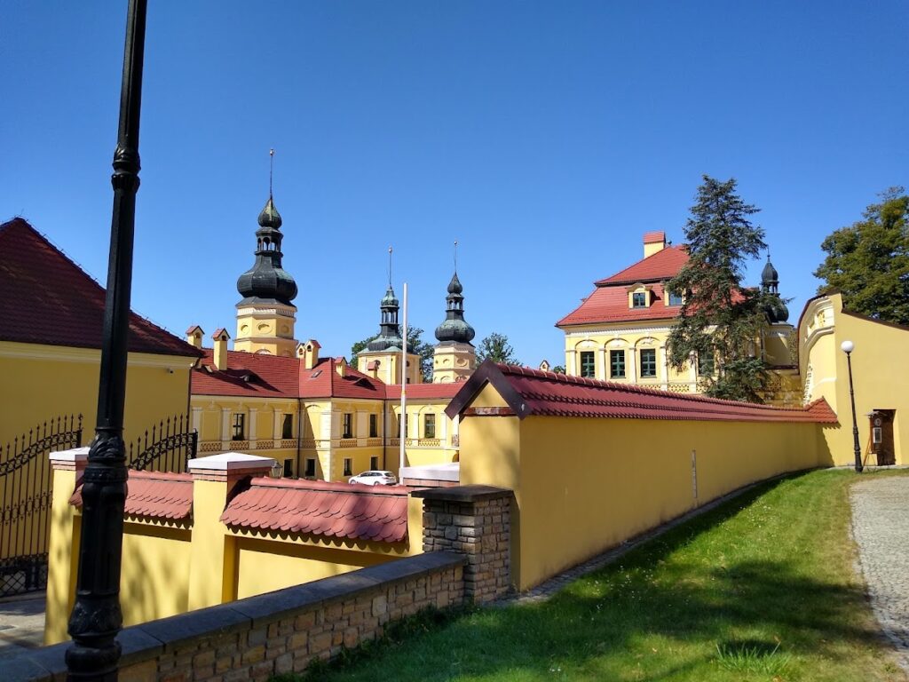 Żyrowa Palace: A Baroque Noble Residence in Poland 2 Żyrowa Palace