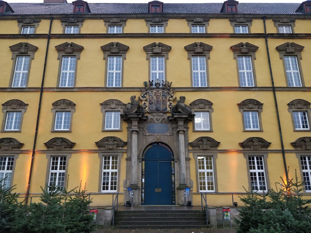 Schloss Osnabrück: A Baroque Prince-Bishop’s Palace in Germany 3 Schloss Osnabrück