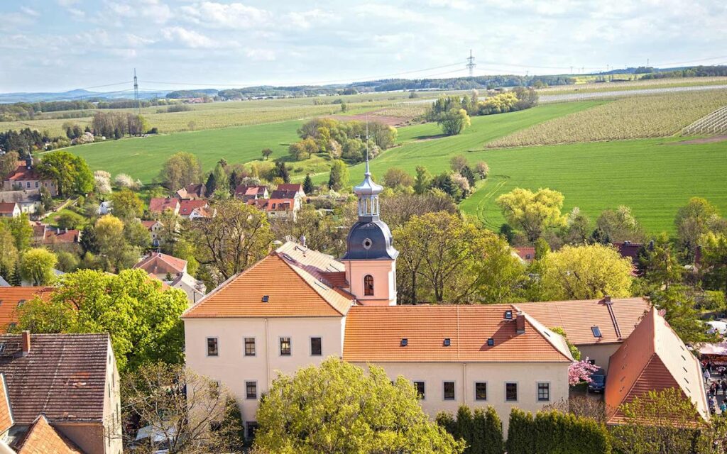 Schloss Röhrsdorf: A Historic Castle Estate in Germany 2 Schloss Röhrsdorf