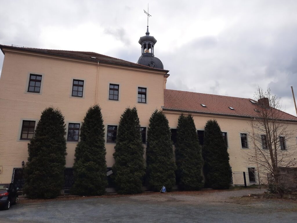 Schloss Röhrsdorf: A Historic Castle Estate in Germany 4 Schloss Röhrsdorf