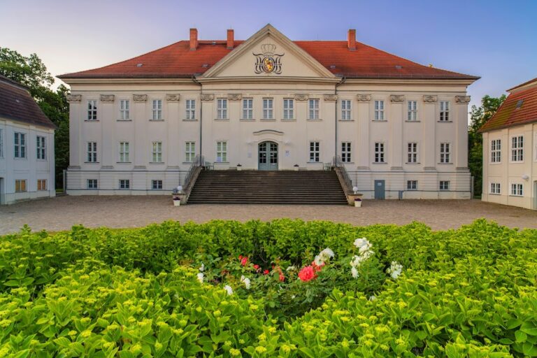 Schloss Hohenzieritz: A Mecklenburg-Strelitz Summer Residence and Memorial