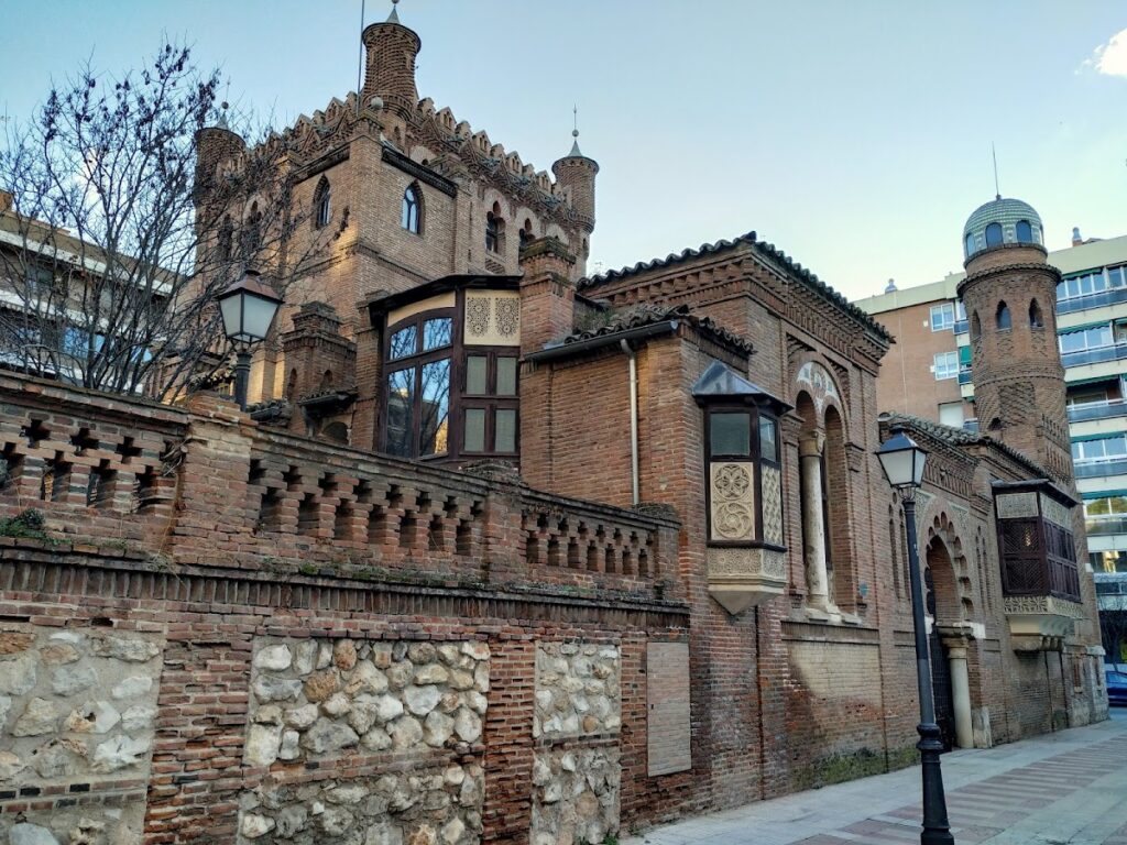 Palace of Laredo: An Eclectic Neo-Mudejar Residence in Alcalá de Henares 4 Palace of Laredo