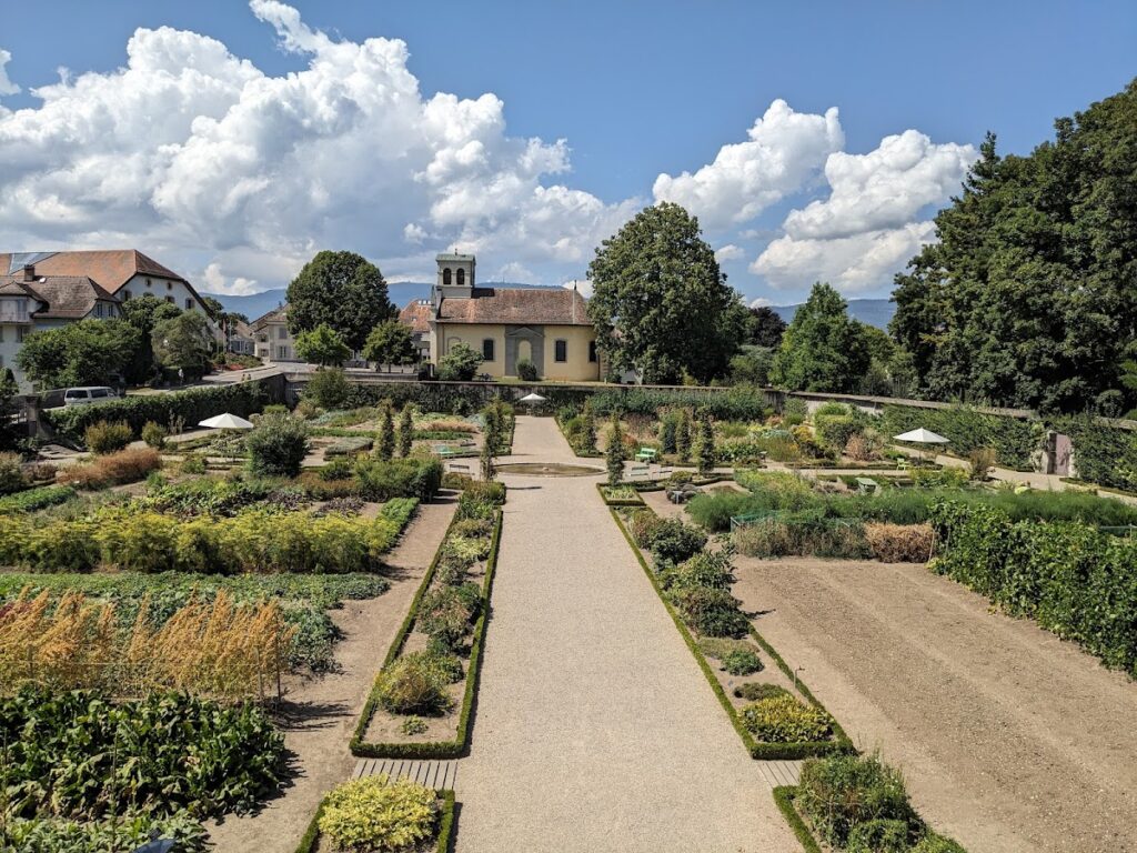 Prangins Castle: A Baroque Residence and Swiss National Museum 3 Prangins Castle