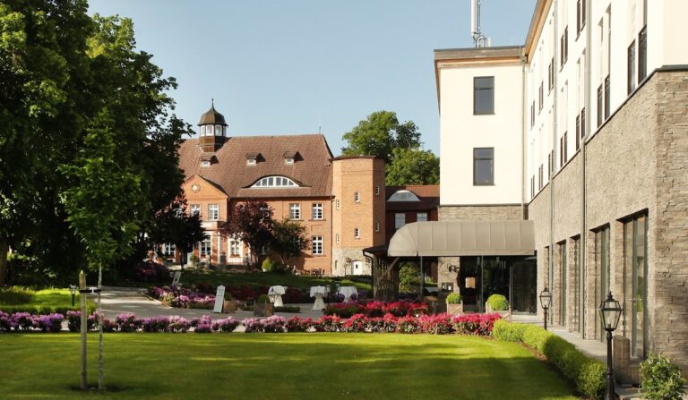 Schloss Basthorst: A Manor House and Castle-Like Estate in Germany