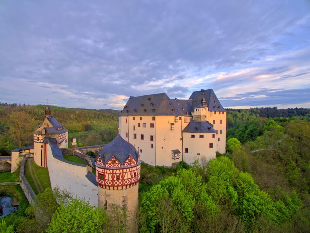 Burgk Castle: Medieval Fortress and Reuss Hunting Palace in Germany 1 Burgk Castle