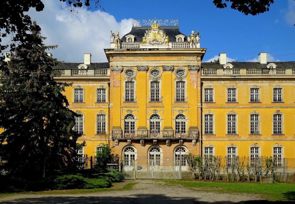 Schloss Dornburg: An Unfinished Late Baroque Country Residence 2 Schloss Dornburg