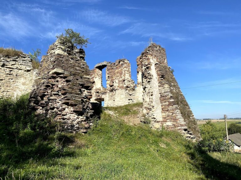 Pidzamochok Castle: A Bastion Fortification in Ukraine
