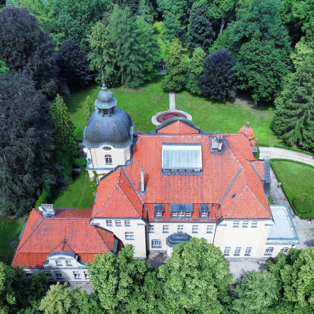 Palace in Łężany: A Neobaroque Family Residence in Poland 2 Palace in Łężany