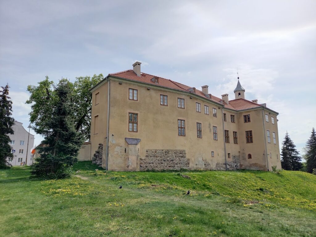 Dohna Palace in Morąg: An Urban Noble Residence and Museum 3 Dohna Palace in Morąg