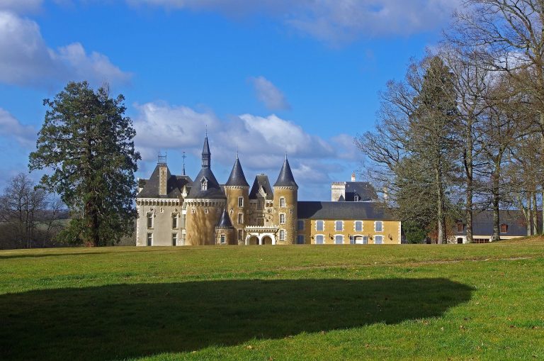 Château du Magnet: A Renaissance Château in Mers-sur-Indre