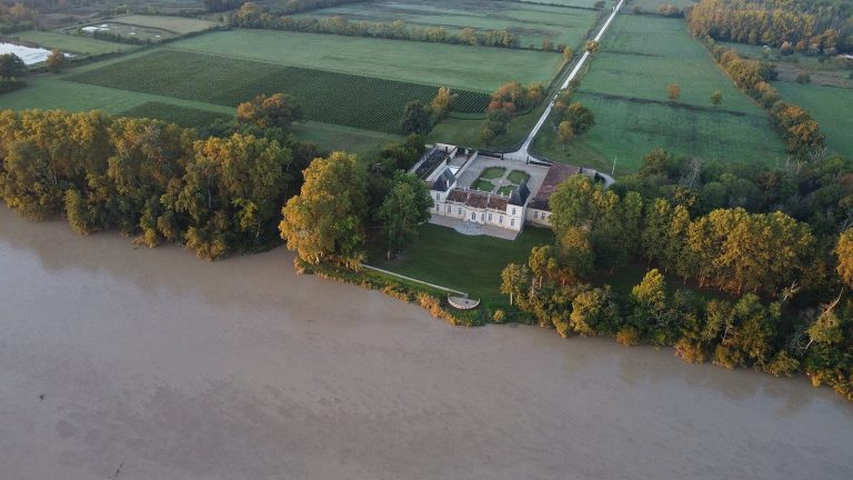 Château d’Anglade: A Medieval Lordship and Eighteenth-Century Estate in France