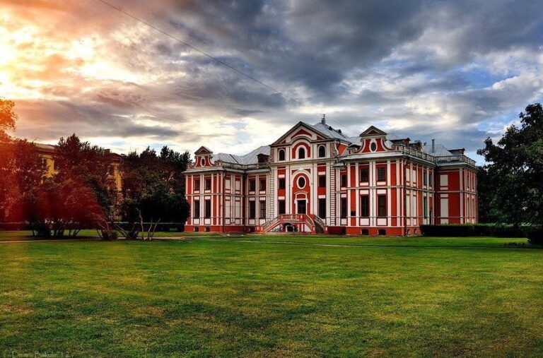 Kikin Hall: An Early Petrine Baroque Residence in Saint Petersburg