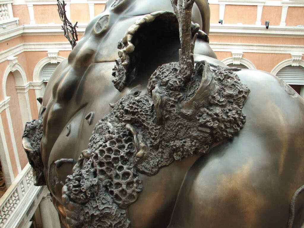 Palazzo Grassi: A Neoclassical Patrician Palace and Contemporary Art Museum in Venice 2 Palazzo Grassi