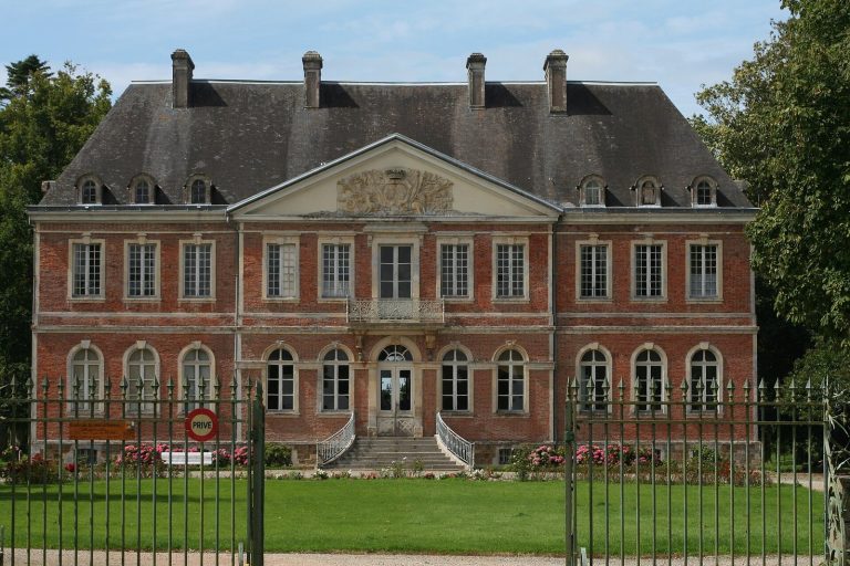 Château de Sainte-Suzanne (Manche): An Eighteenth-Century Residence in Normandy