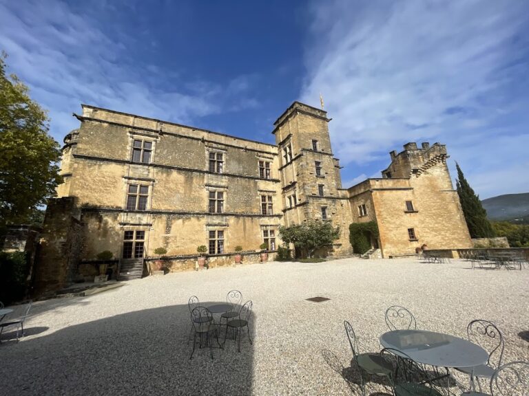 Château de Lourmarin: A Medieval Fortress and Renaissance Residence in France