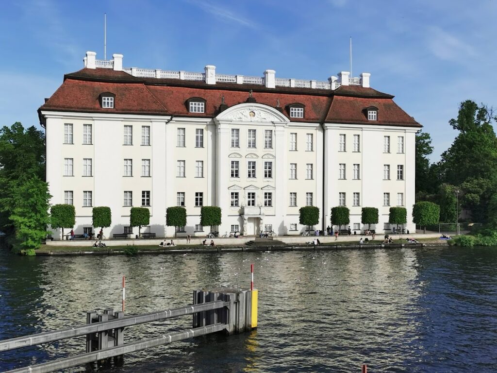 Köpenick Palace: A Baroque Palace and Museum in Berlin 2 Köpenick Palace