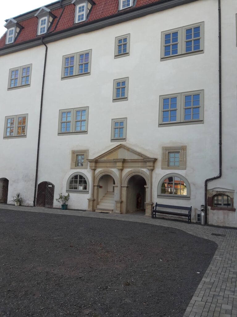Schloss Heringen: A Renaissance Palace Complex in Germany 3 Schloss Heringen