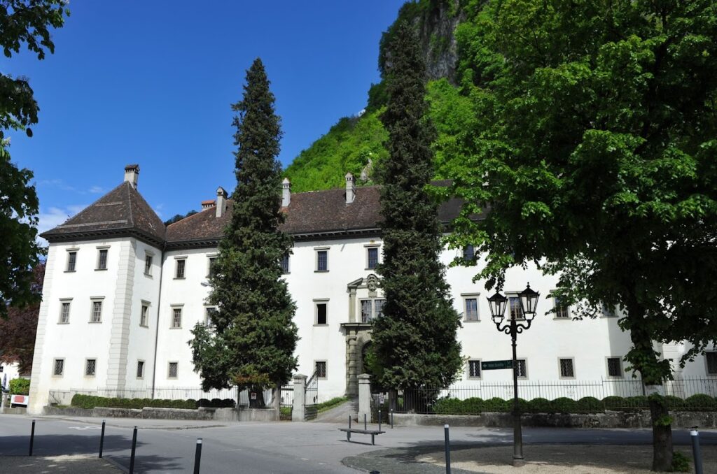 Palast Hohenems: Renaissance Residence of the Counts of Hohenems in Austria 1 Palast Hohenems
