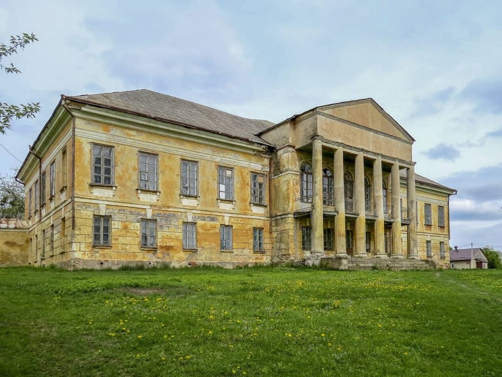 Steckich Palace, Mezhirichi: A Neoclassical Noble Estate in Ukraine 2 Steckich Palace, Mezhirichi