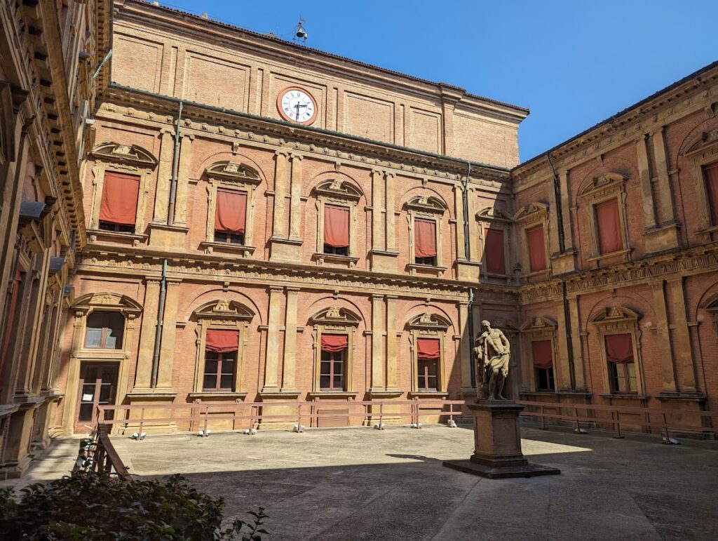Palazzo Poggi: A University and Museum Palace in Bologna 5 Palazzo Poggi