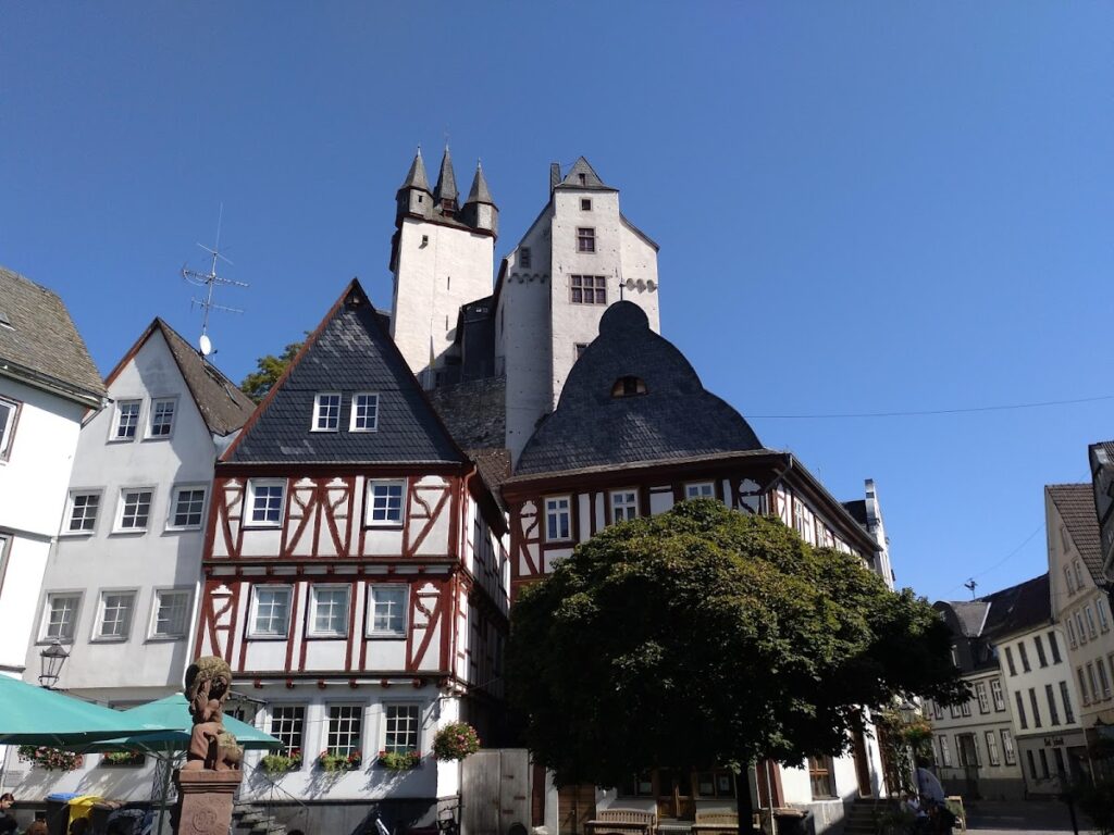 Diez Castle: A Medieval Fortress and Nassau Residence in Germany 3 Diez Castle