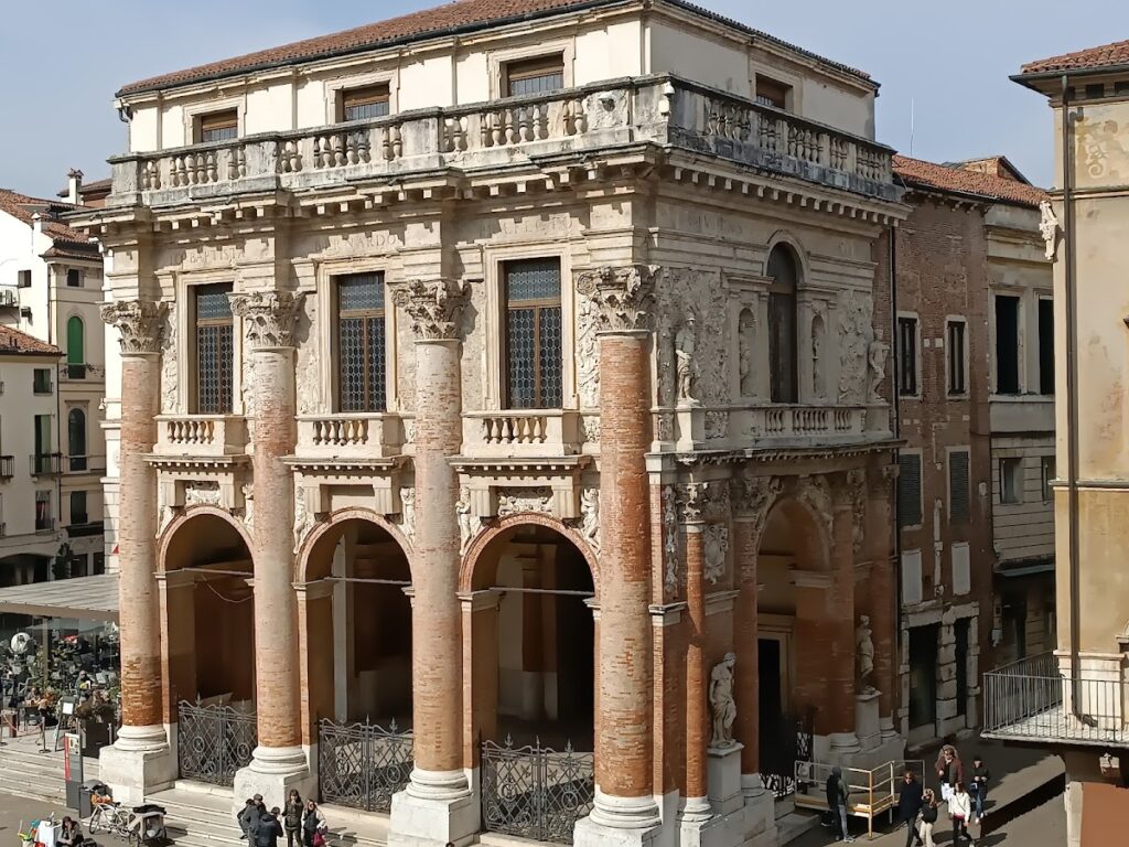 Palazzo del Capitaniato: Venetian Military Residence in Vicenza 1 Palazzo del Capitaniato