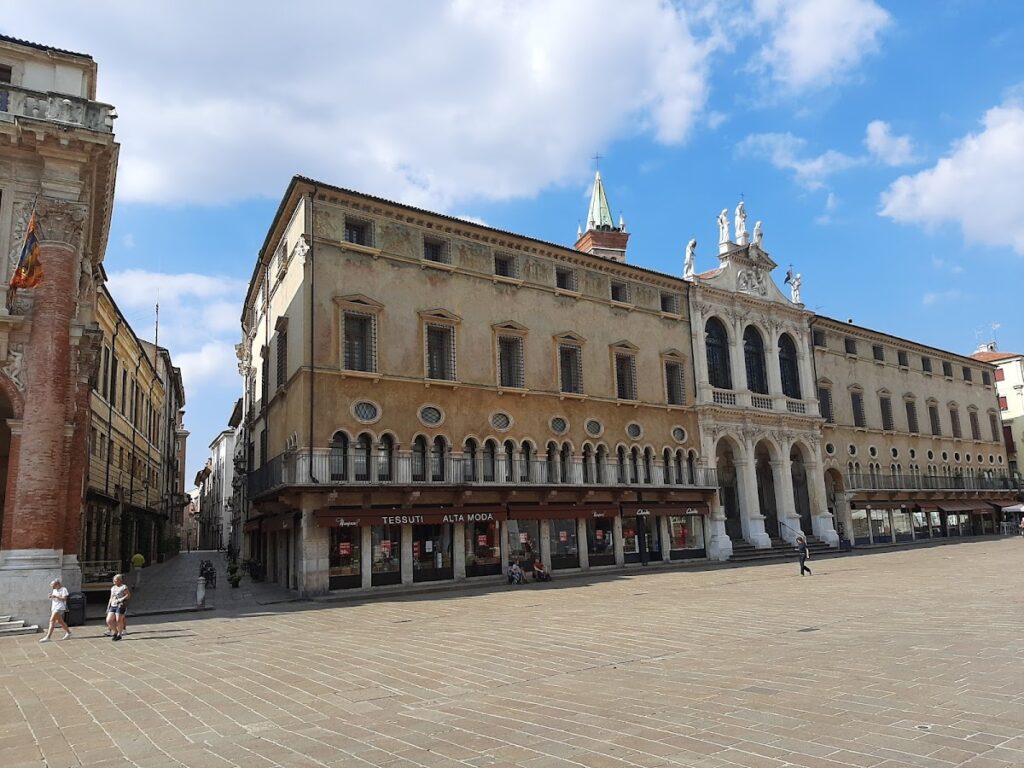 Palazzo del Capitaniato: Venetian Military Residence in Vicenza 4 Palazzo del Capitaniato