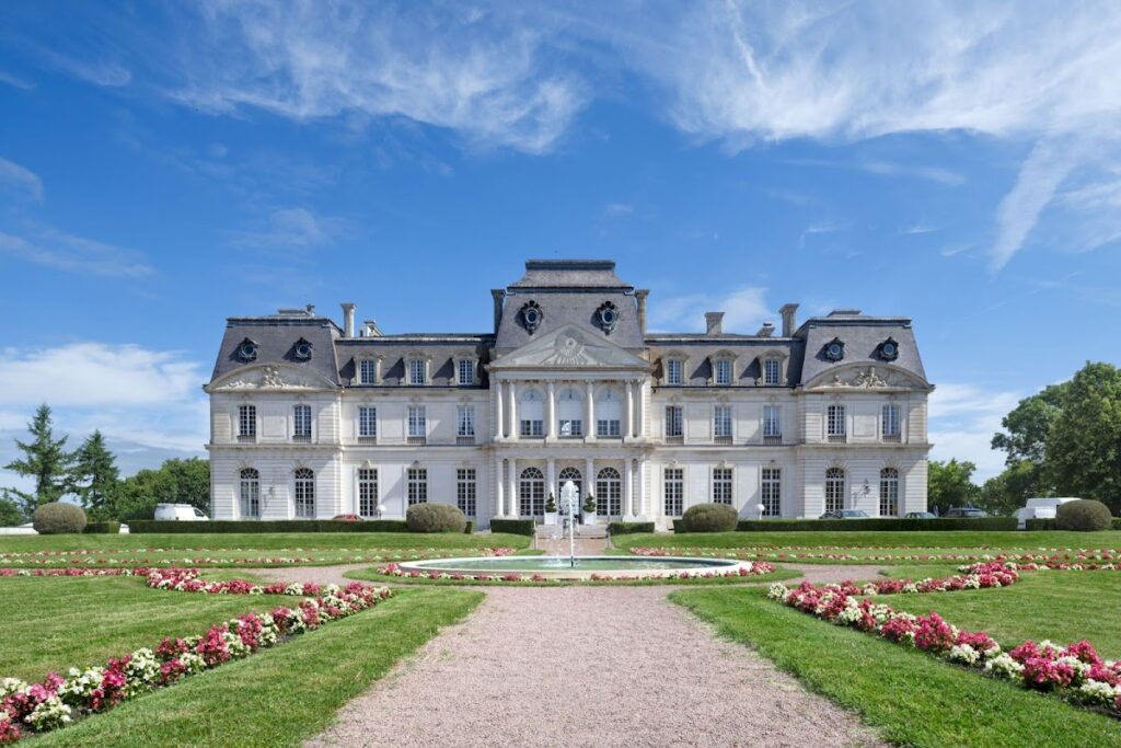 Château d’Artigny: A Château-Hotel in Montbazon, France 1 Château d'Artigny