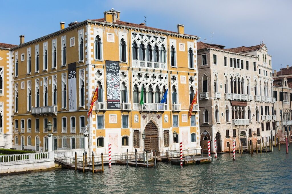 Palazzo Loredan Cini: A Renaissance Palace and Museum in Venice 2 Palazzo Loredan Cini