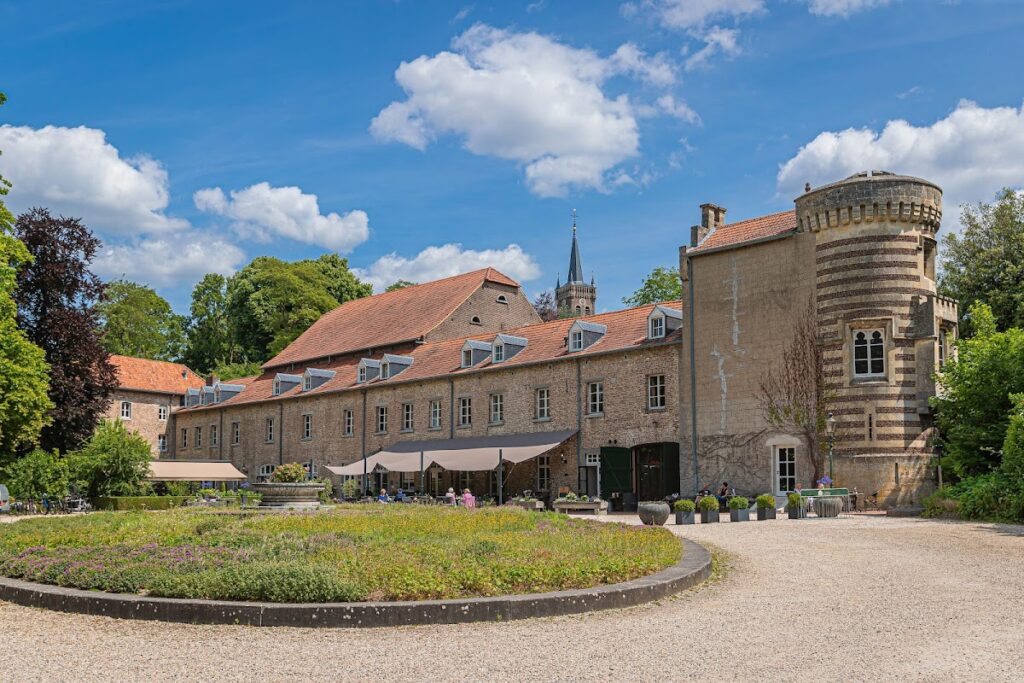 Elsloo Castle: A Historic Country Estate in the Netherlands 3 Elsloo Castle