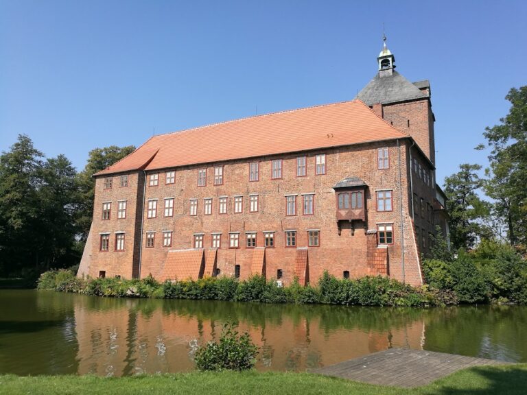 Schloss Winsen: A Castle and Administrative Seat in Germany