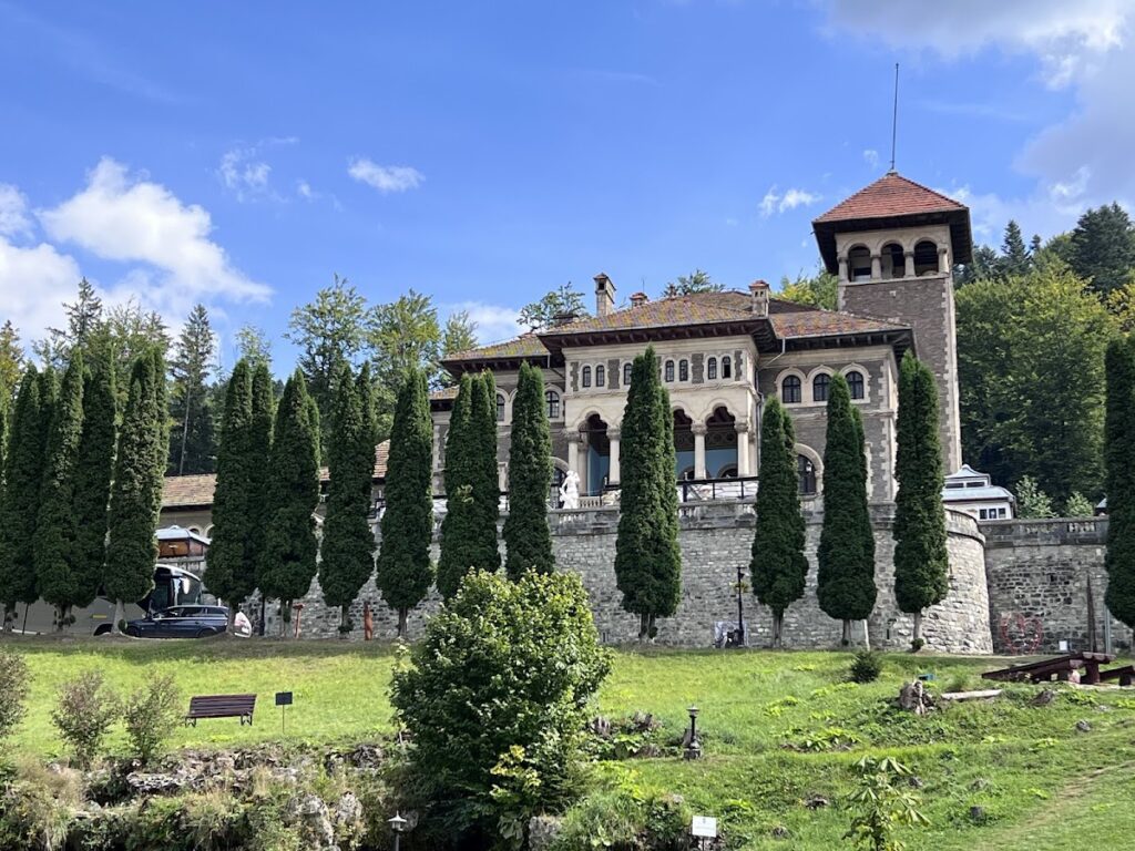 Cantacuzino Castle: An Aristocratic Residence in Romania 2 Cantacuzino Castle