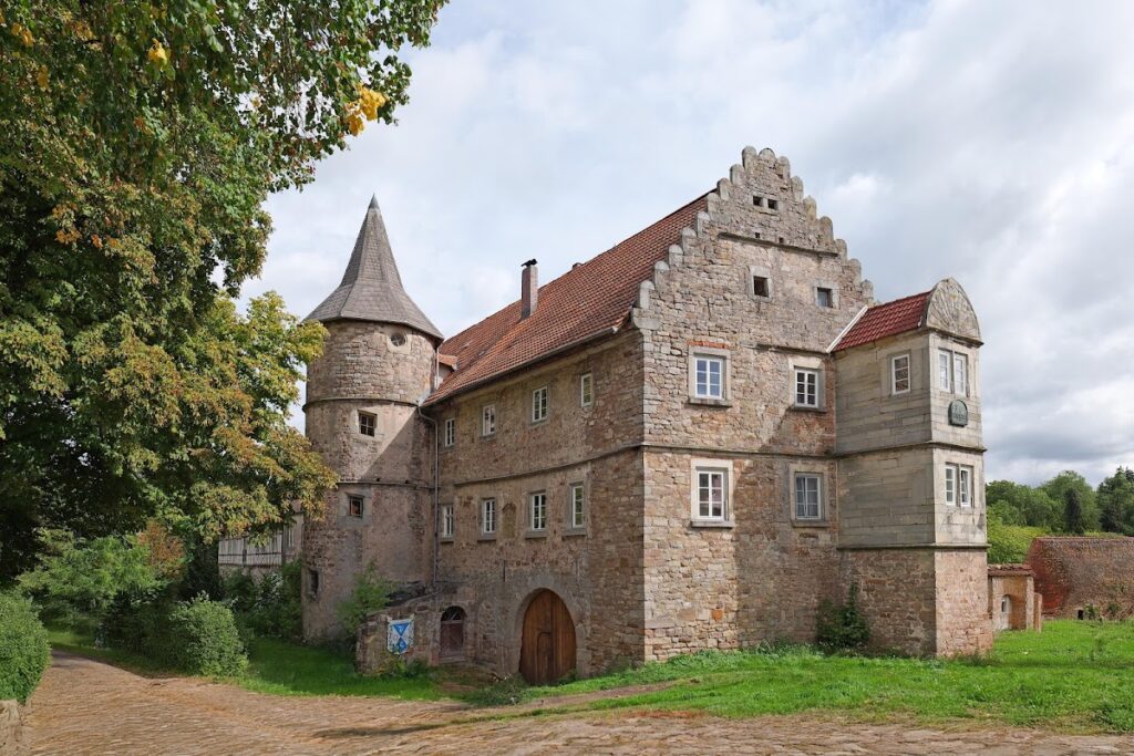 Schloss Weitersroda: A Fifteenth-Century Knight’s Castle in Germany 2 Schloss Weitersroda