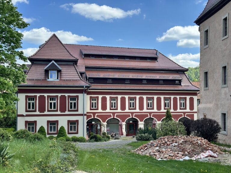 Struga Palace: A Renaissance and Baroque Noble Residence in Poland