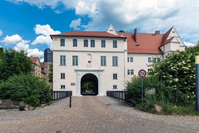 Köthen Castle: An Anhalt Palace, Museum, and Concert Venue in Germany