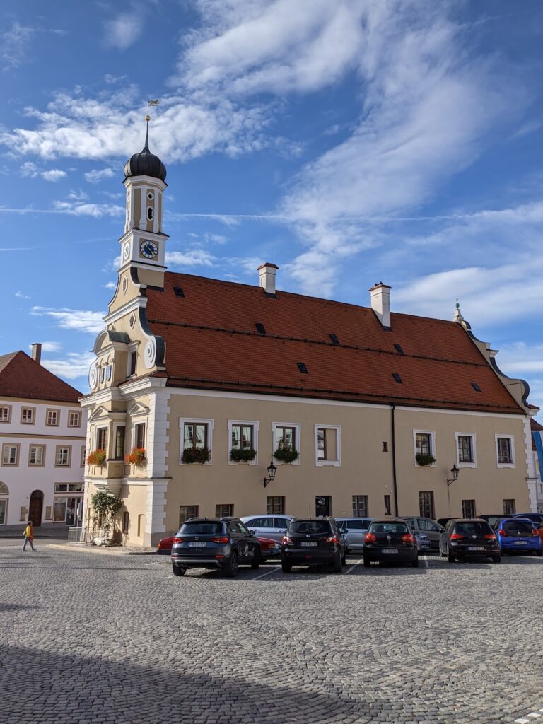 Schloss Friedberg: A Renaissance Castle and Cultural Center in Germany