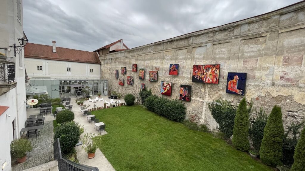 Schloss Ennsegg: A Historic Castle and Cultural Centre in Enns 4 Schloss Ennsegg
