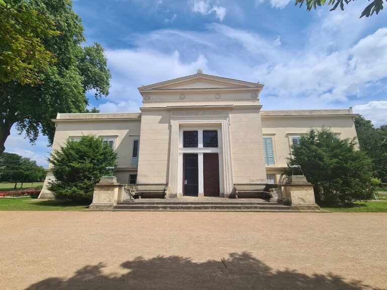 Charlottenhof Palace: A Neoclassical Summer Residence in Potsdam